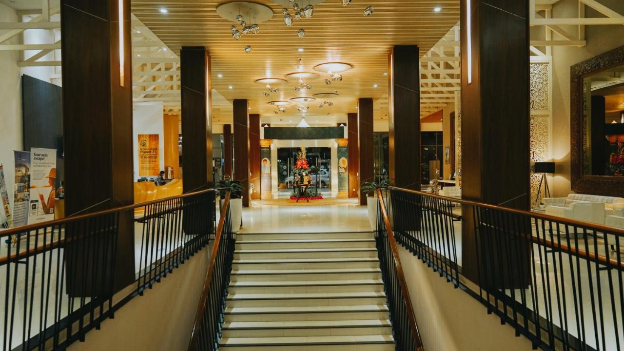 Novotel Banjarmasin Airport Banjarbaru Dış mekan fotoğraf