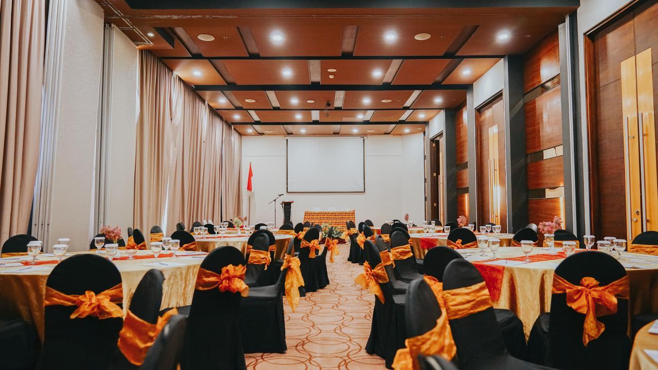 Novotel Banjarmasin Airport Banjarbaru Dış mekan fotoğraf